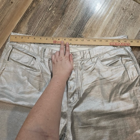 Women's 17/R Silver Metallic 90's Baggy Wide Leg Button Jeans Universal Thread - Picture 6 of 7